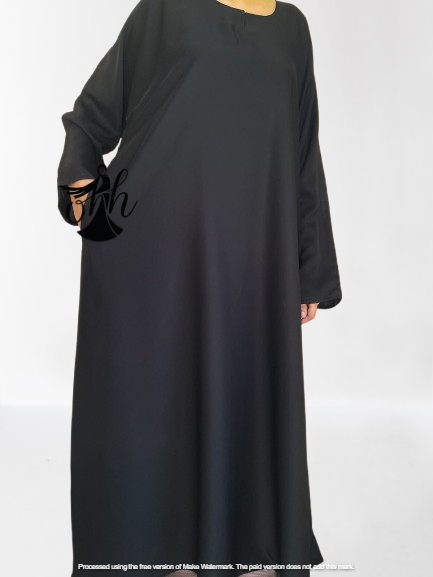 simple-black-abaya-with-pocket